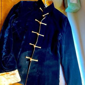 Beautiful vintage jacket, black with gold. Like new